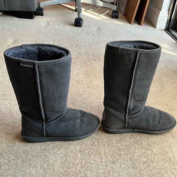 Gray BearPaw Boots - Eva Tall size 9 - Picture 2 of 6